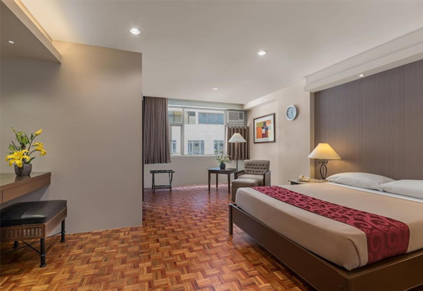 Tropicana Suites Manila Exterior photo